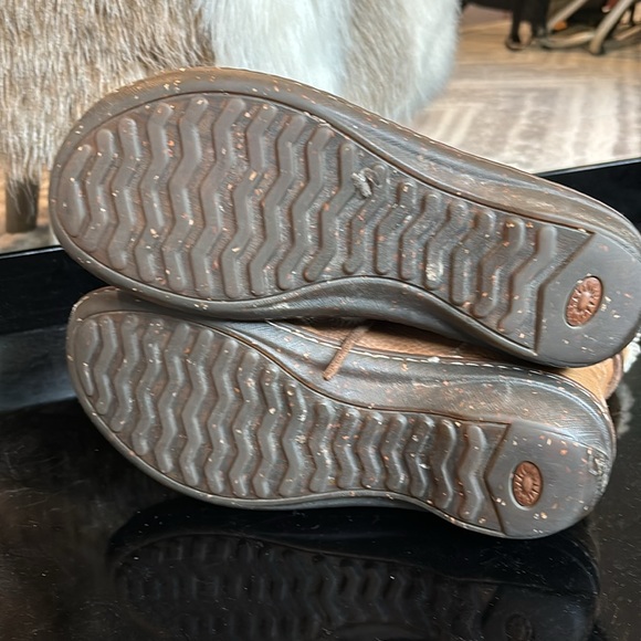 UGG cassia 1932 boots leather Sherpa short tie size 8 - Picture 5 of 9